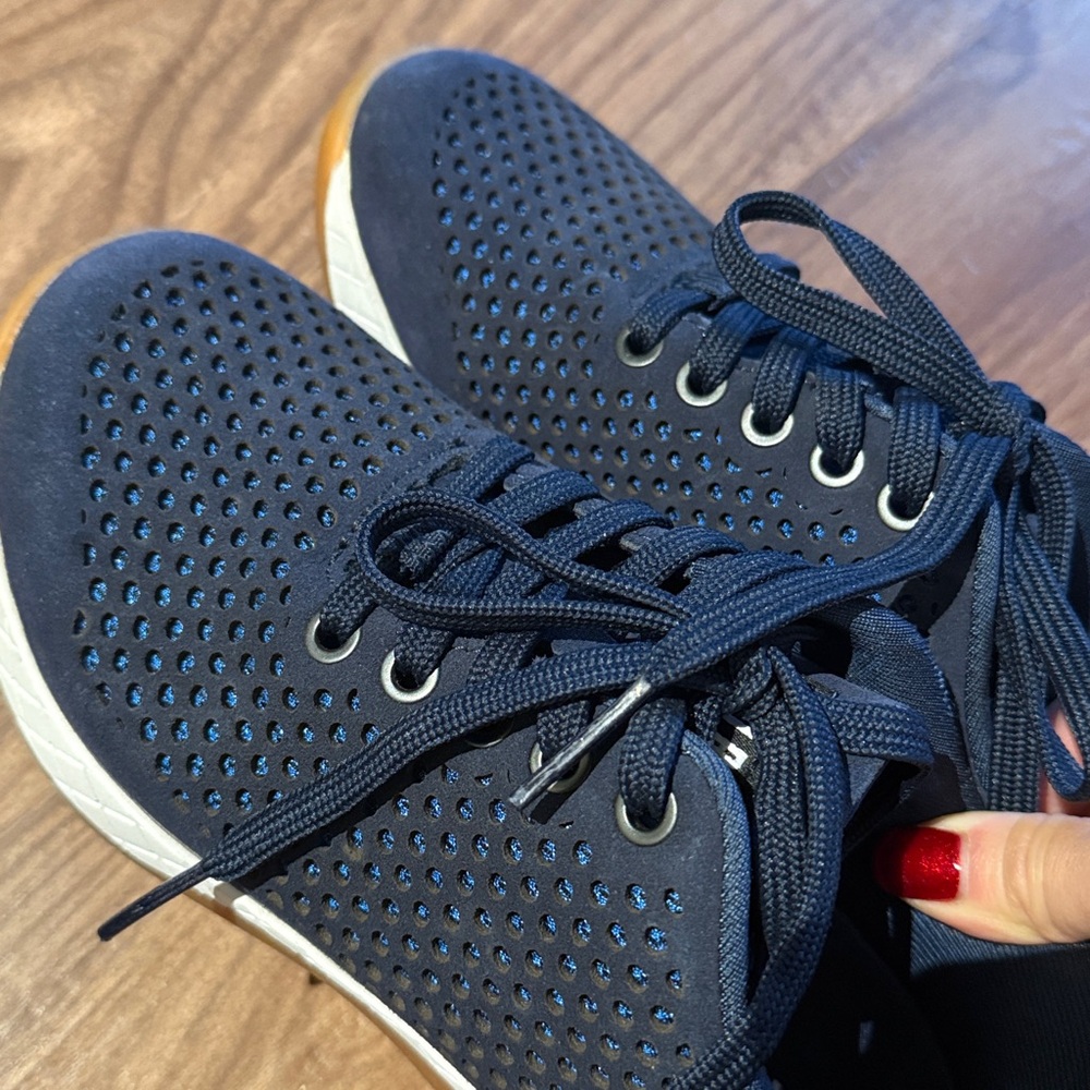 Women’s No Bull Sneakers 5.5 - Picture 7 of 8
